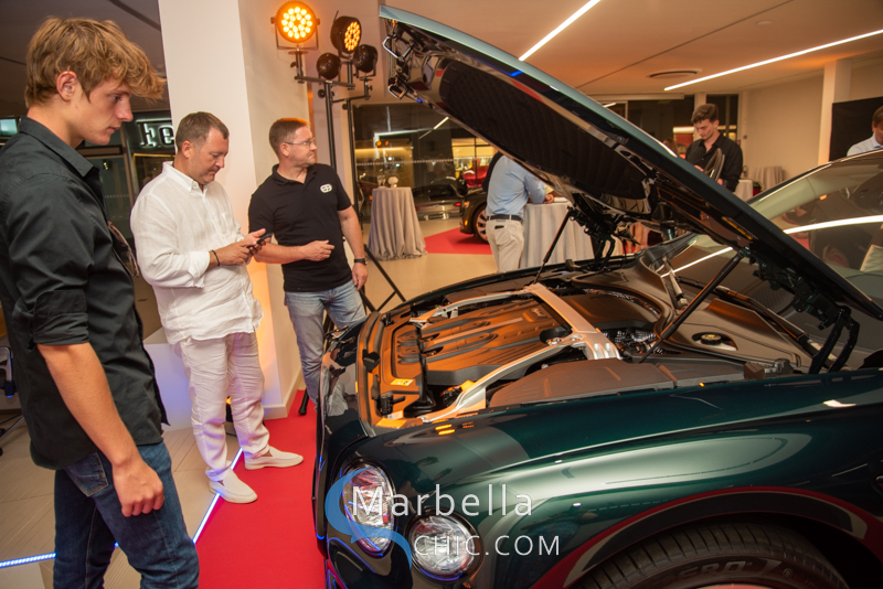 Presentación del nuevo Flying Spur Híbrido en Bentley Marbella