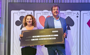 Casino Marbella dona casi diez mil euros a proyectos sociales